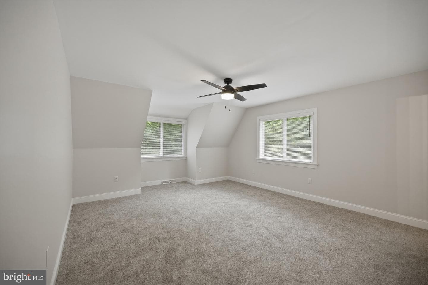 665 Fairmont Avenue photo 16