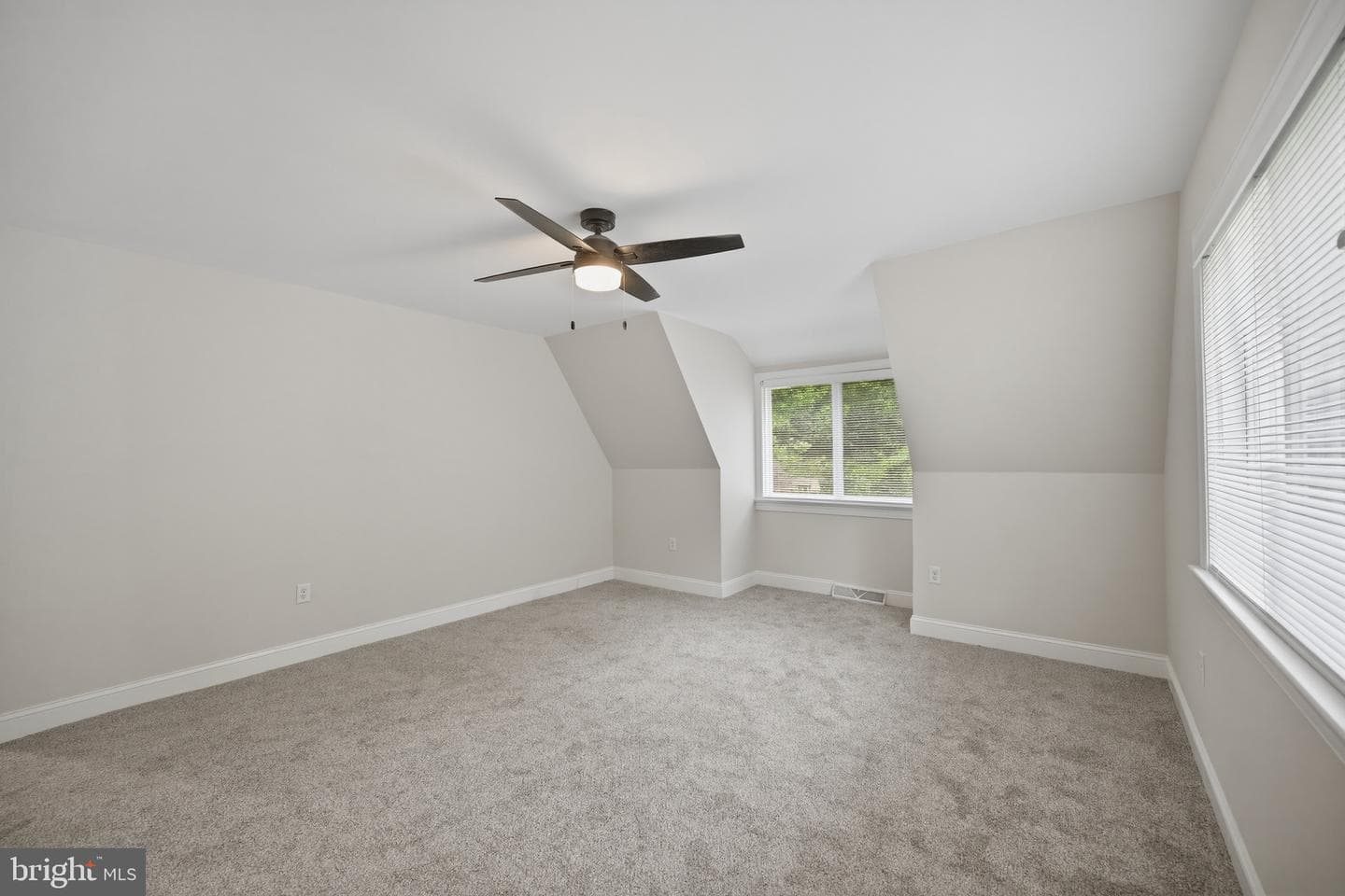 665 Fairmont Avenue photo 19
