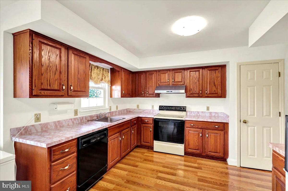209 Battenkill Drive photo 6