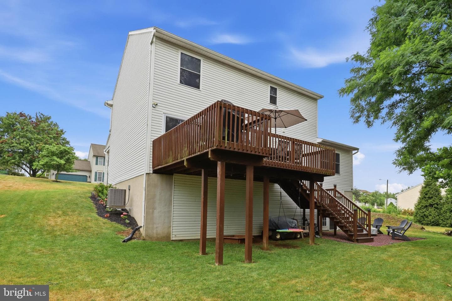 348 Dogwood Lane photo 37