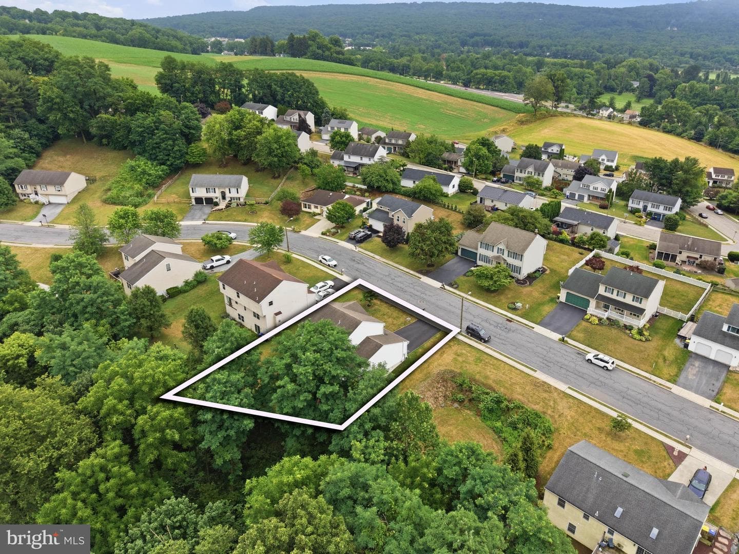 348 Dogwood Lane photo 42