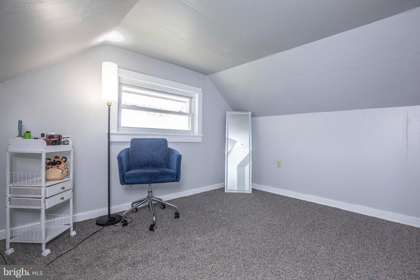 207 N Linden Street photo 16