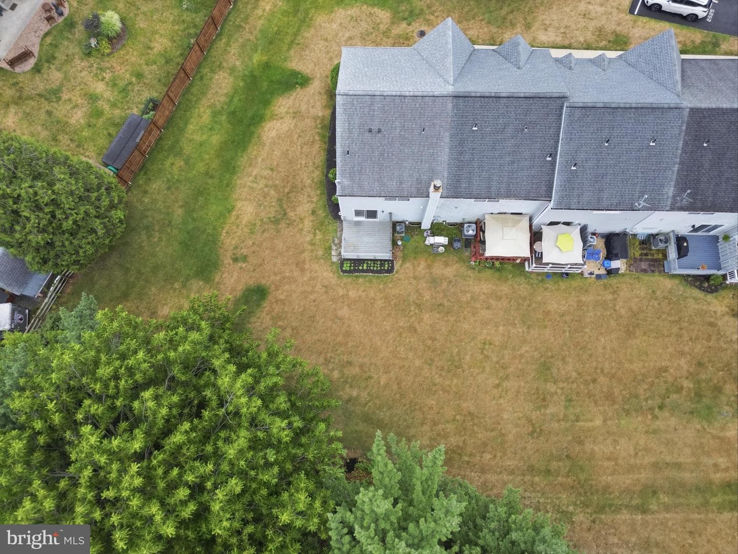 2825 Sturbridge Court photo 28