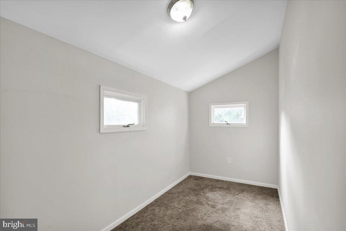 140 Pennwyn Place photo 10