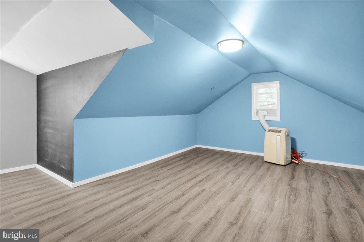 140 Pennwyn Place photo 18