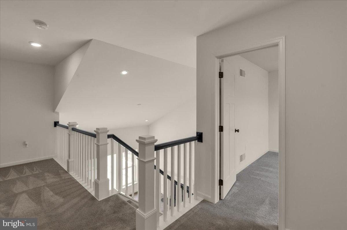 331 Chatsworth Court photo 29
