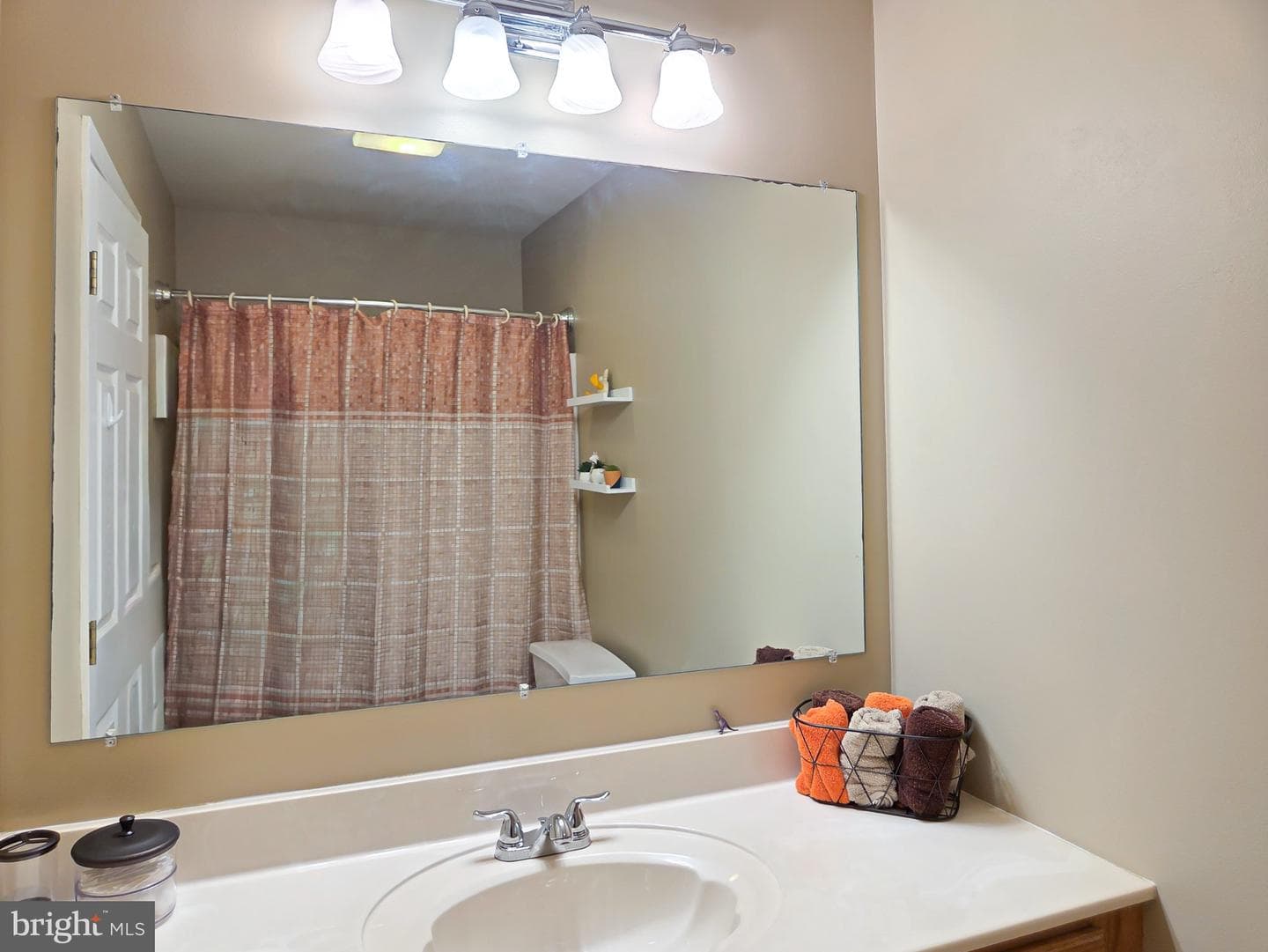 808 Sycamore Road photo 30