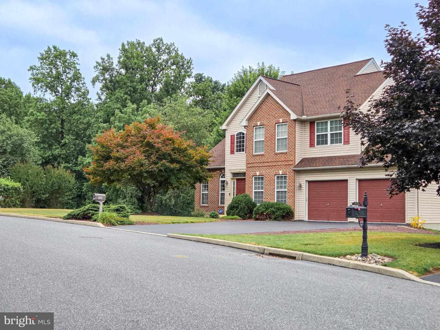 808 Sycamore Road photo 4