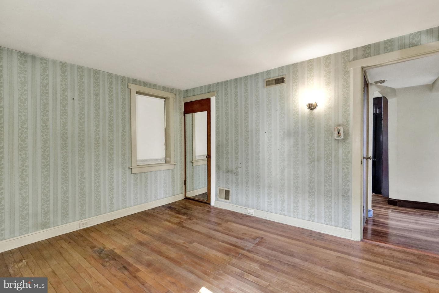 24 Ardmore Avenue photo 25