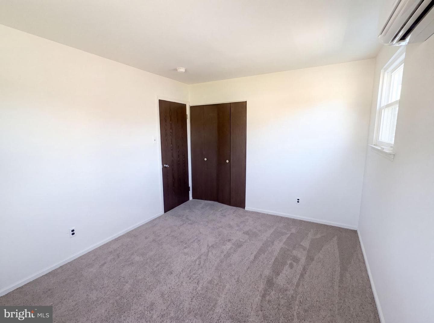 745 Pomander Avenue photo 11