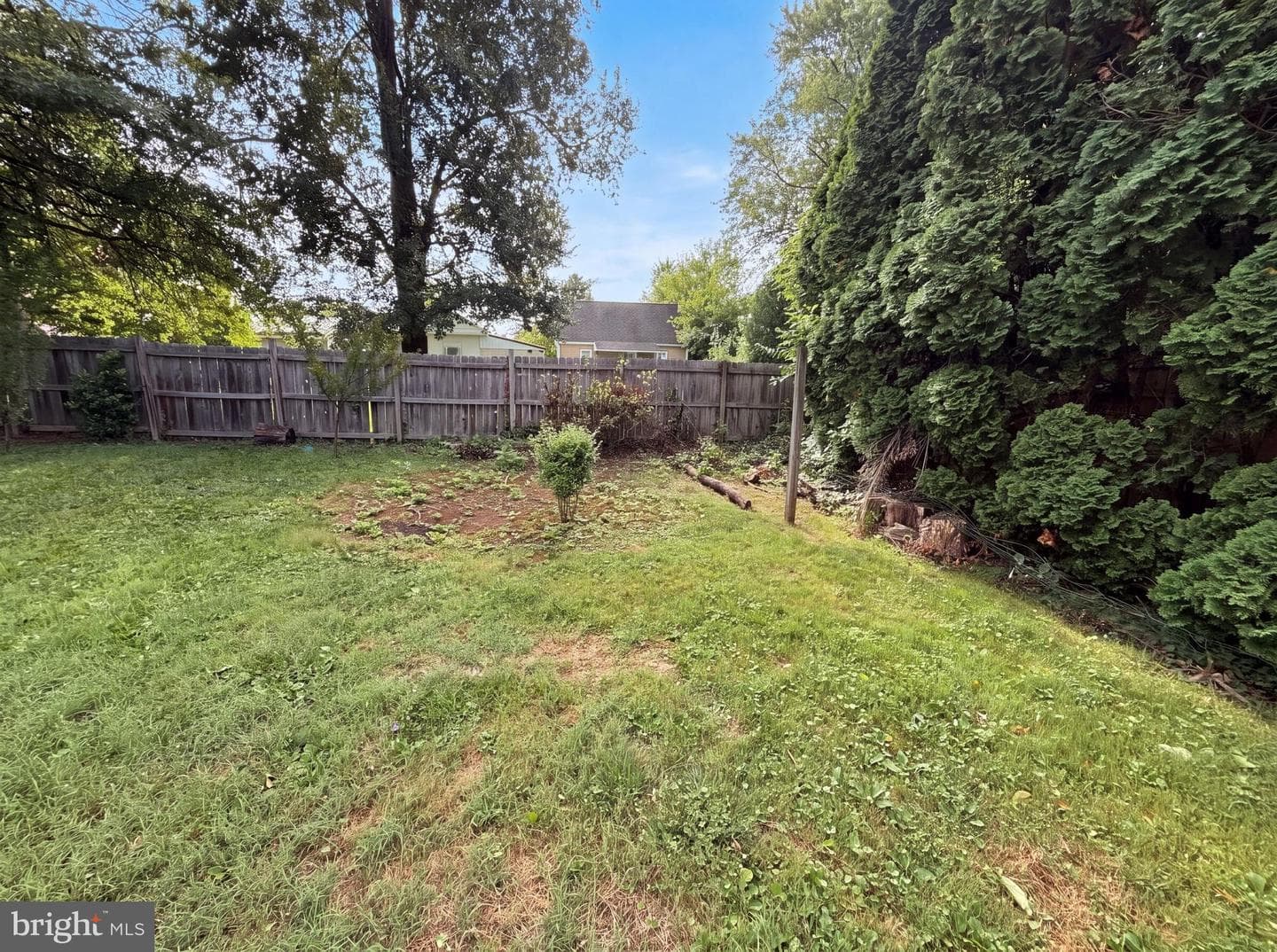 745 Pomander Avenue photo 22