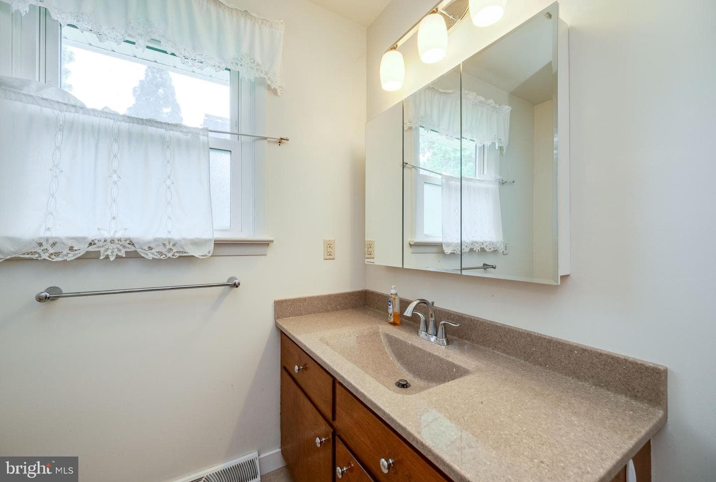 410 Friedensburg Road photo 20