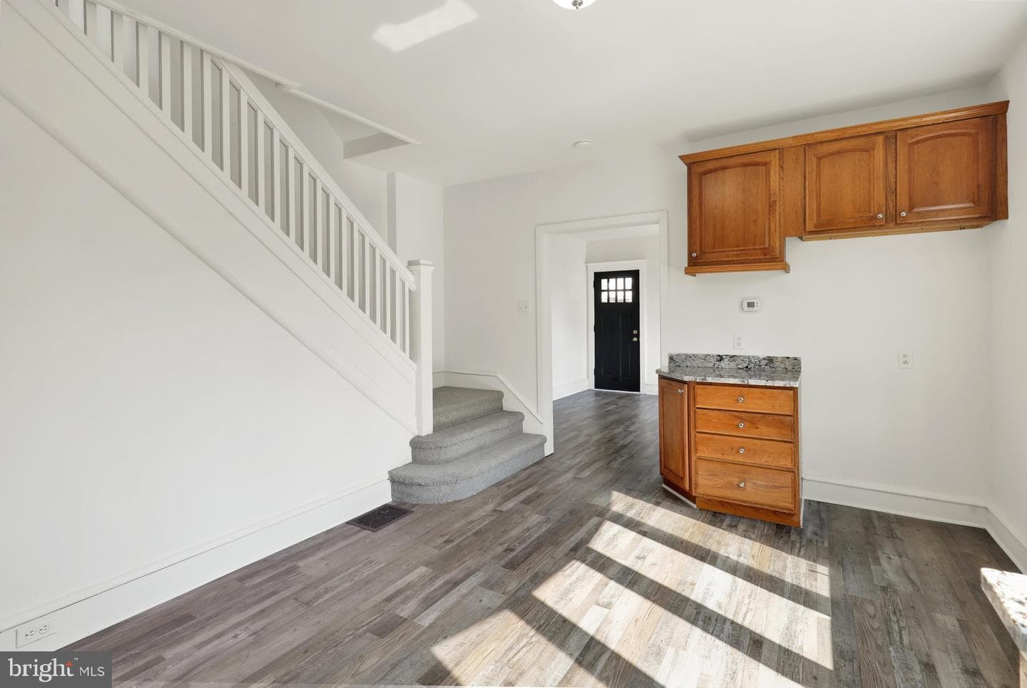 701 Alton Avenue photo 11
