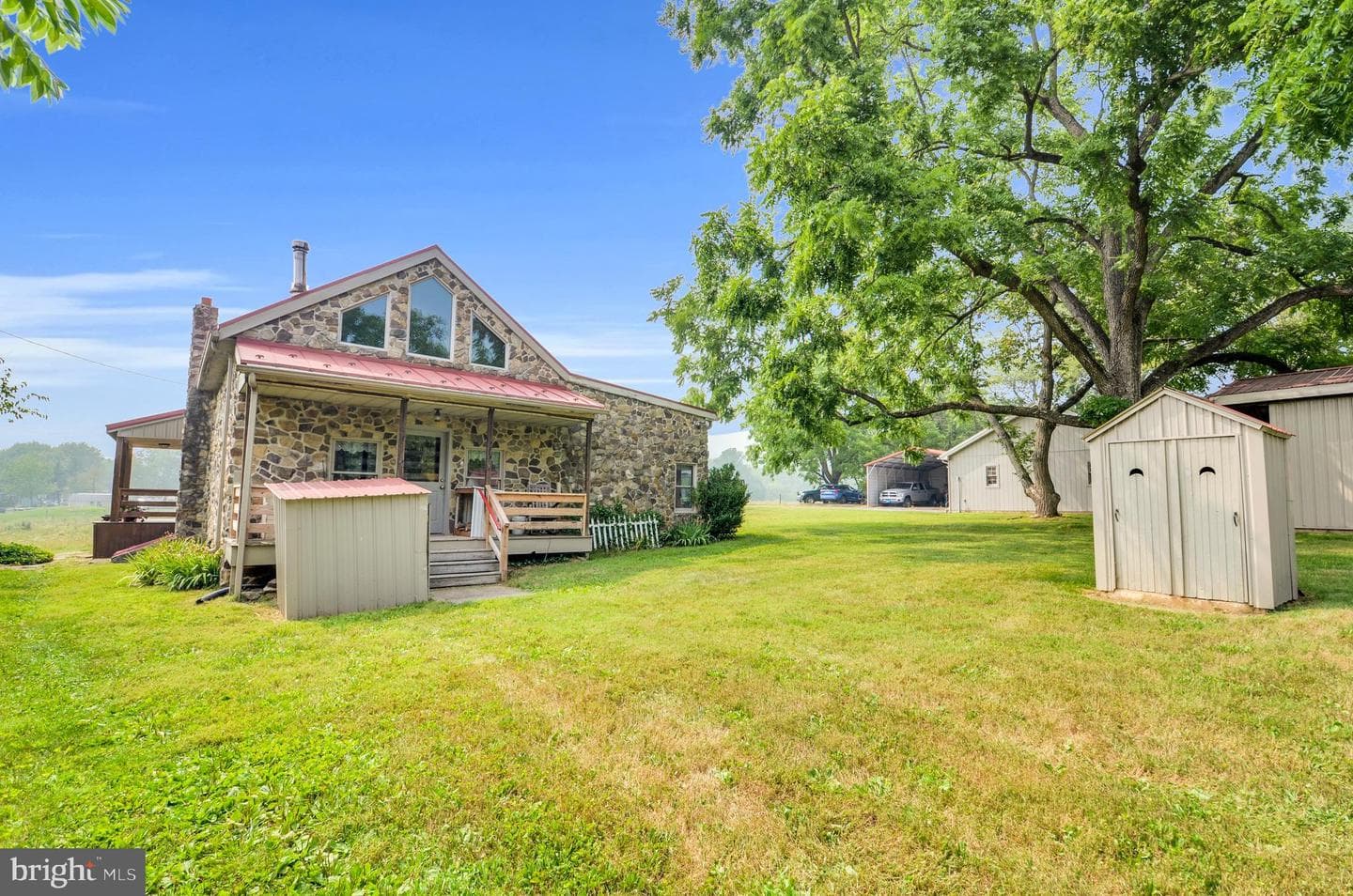 3390 Mountain Road, Hamburg