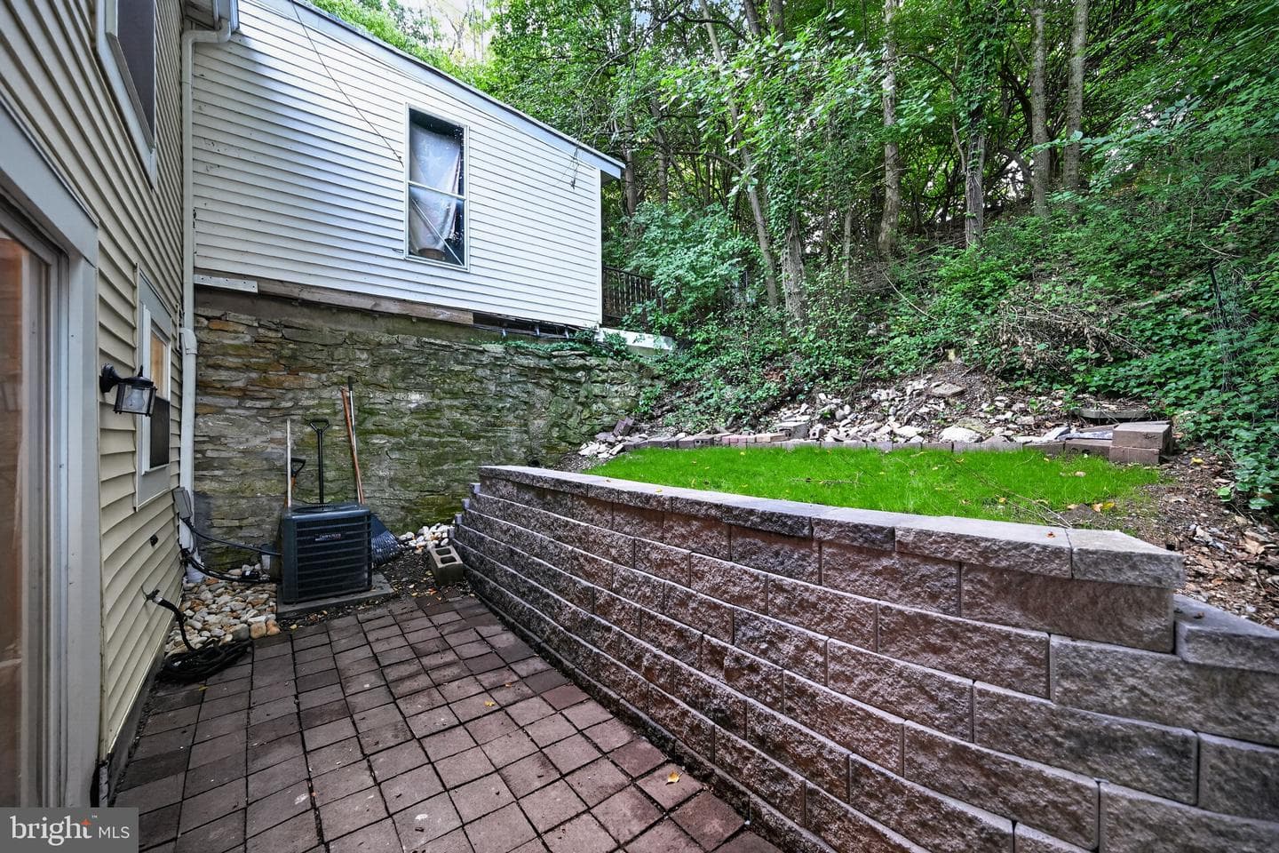 714 Summit Chase Drive photo 23