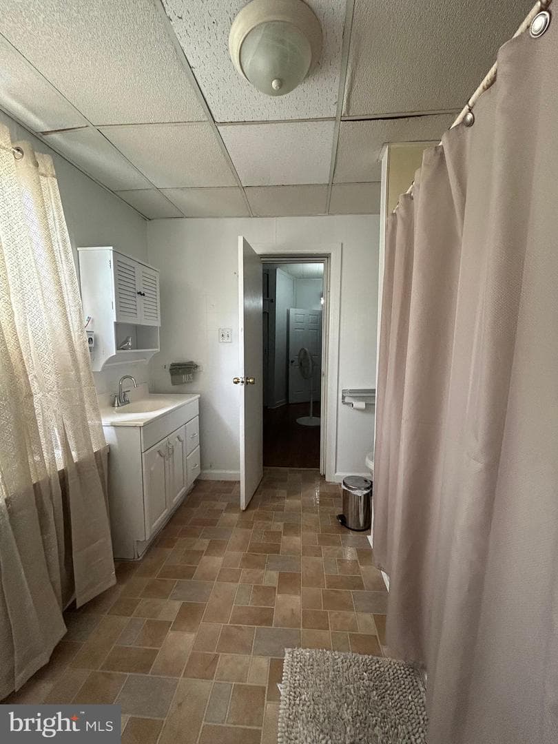 345 Miller Street photo 11
