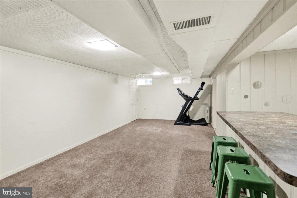 2314 Reading Boulevard photo 27