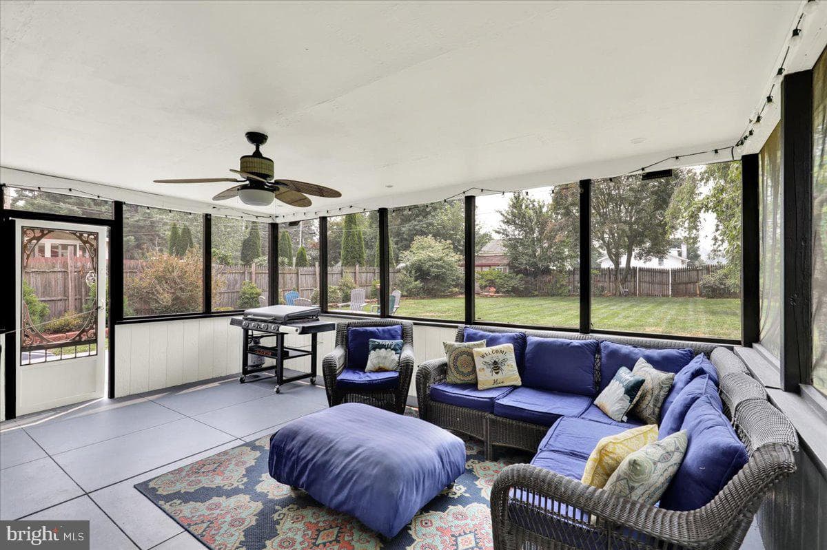 2314 Reading Boulevard photo 29