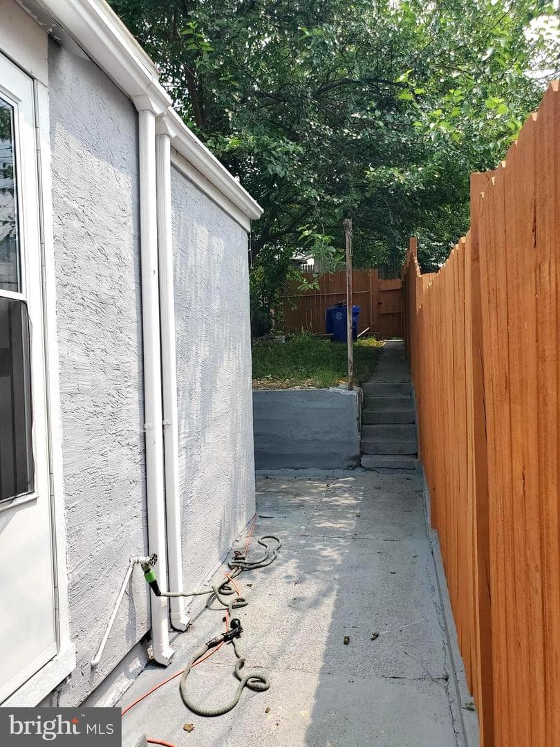 813 Locust Street photo 22