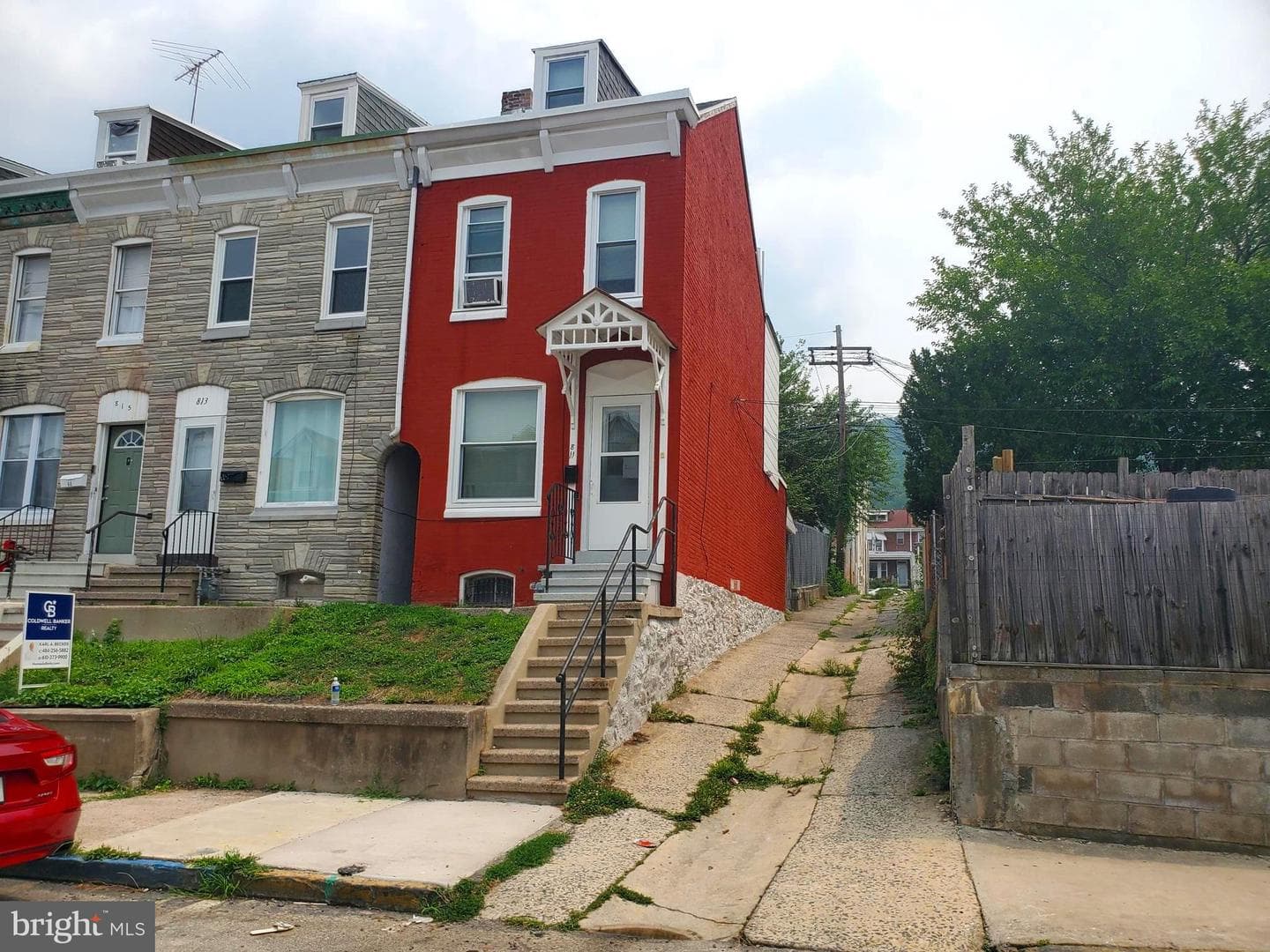 813 Locust Street photo 4