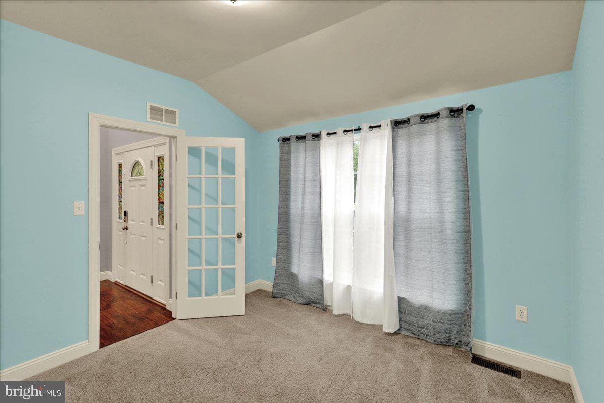 181 Scotland Drive photo 17