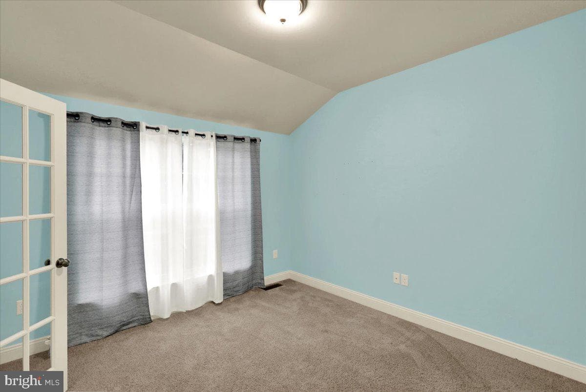 181 Scotland Drive photo 18