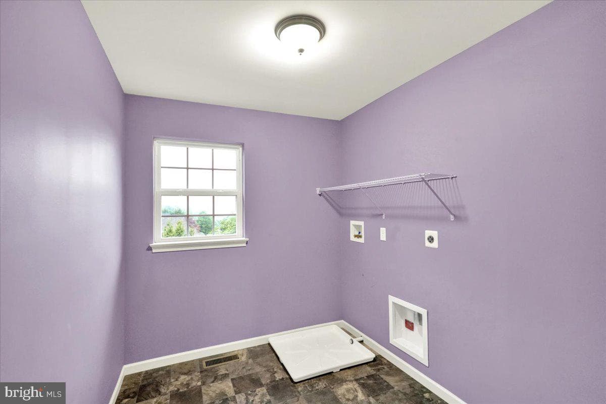 181 Scotland Drive photo 27