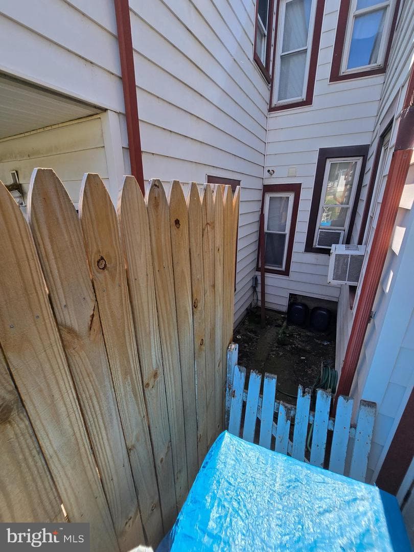 441 S 4th Street photo 4