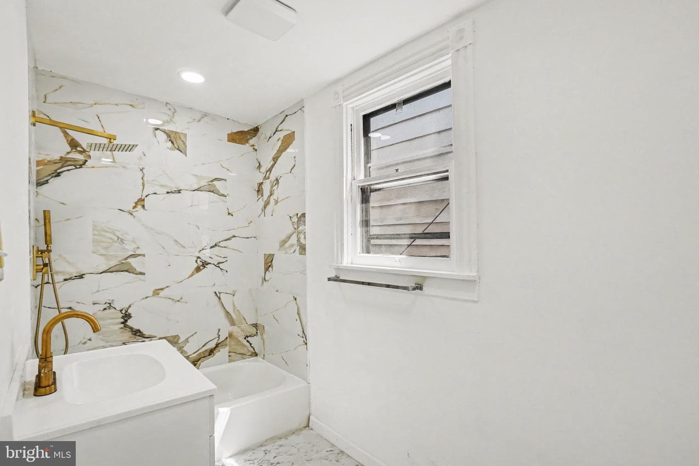 1207 Oley Street photo 20