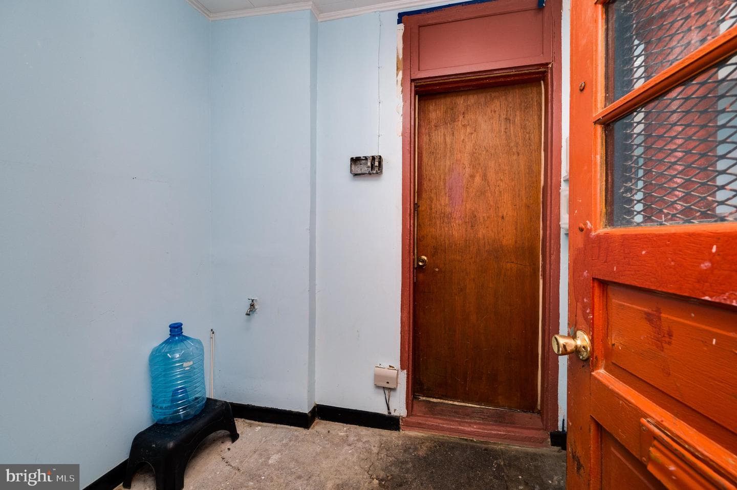 641 Clinton Street photo 20