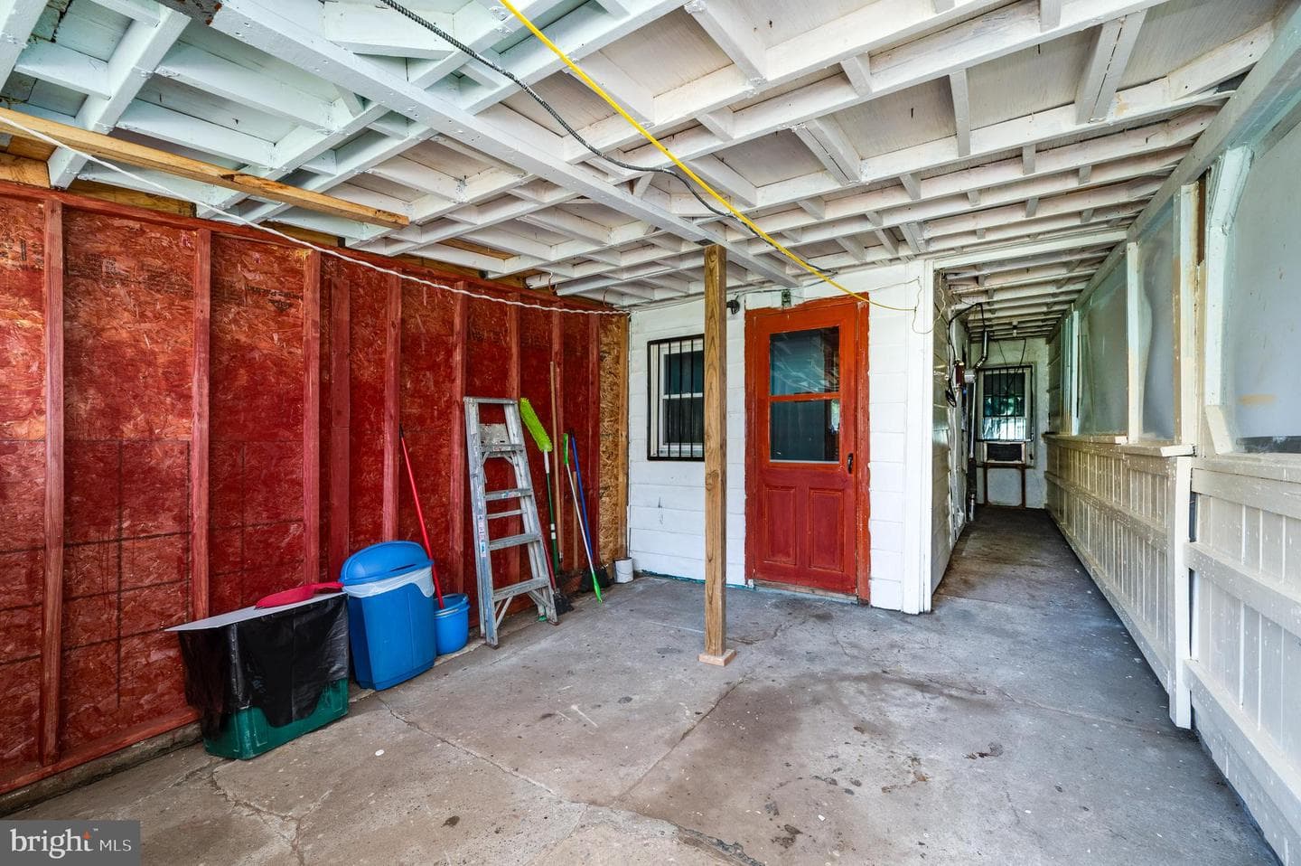 641 Clinton Street photo 25