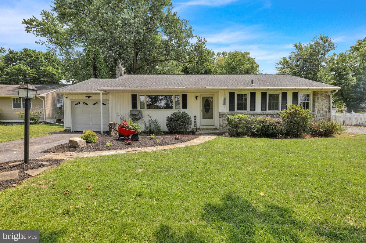 173 Old Friedensburg Road, Reading