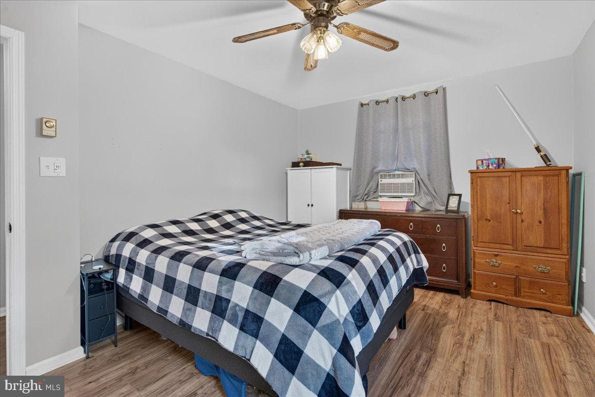 119 Russell Avenue photo 16