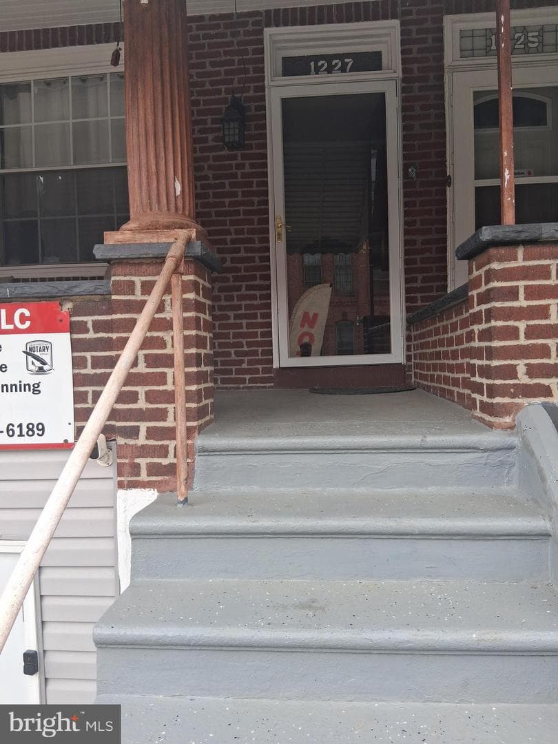 1227 N 11th Street photo 3