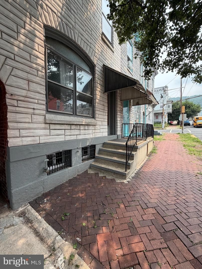 1049 Oley Street, Reading