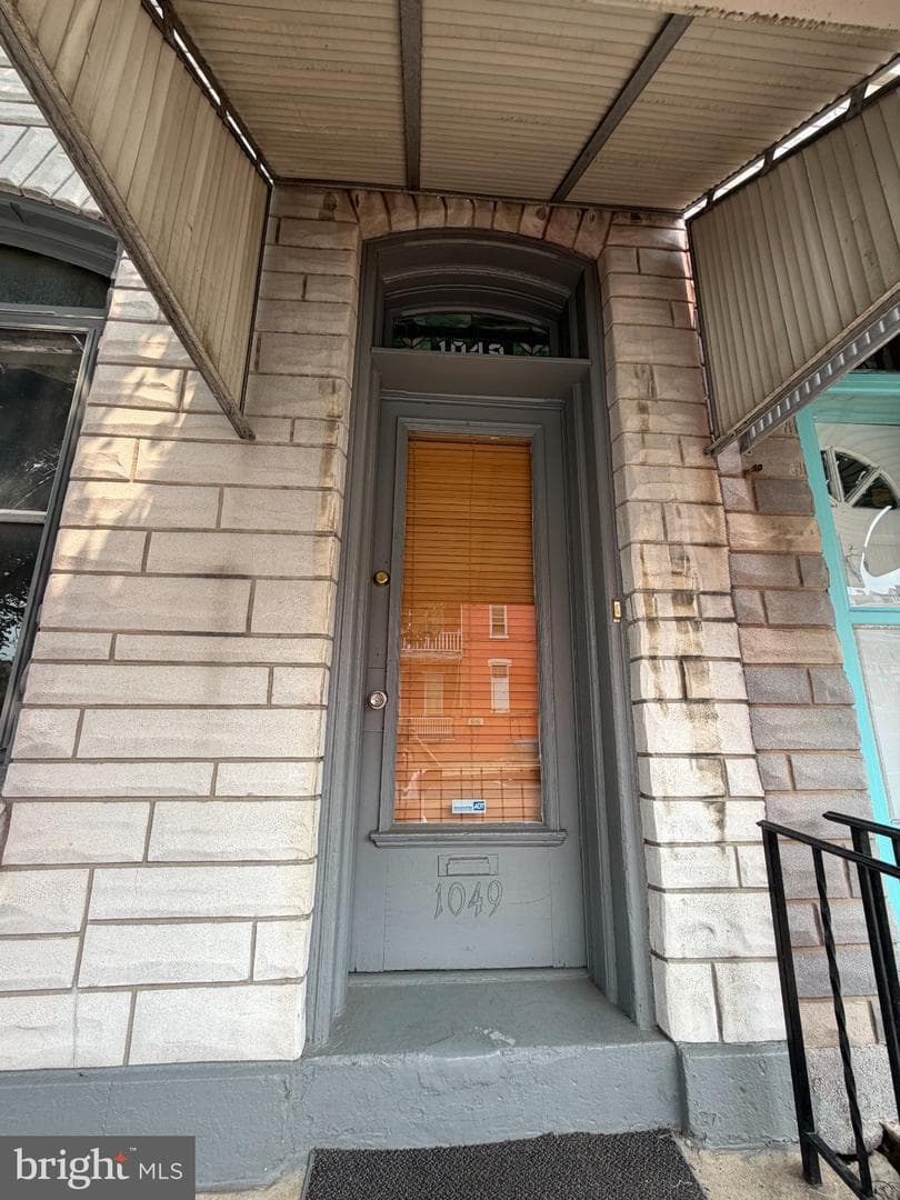 1049 Oley Street photo 3