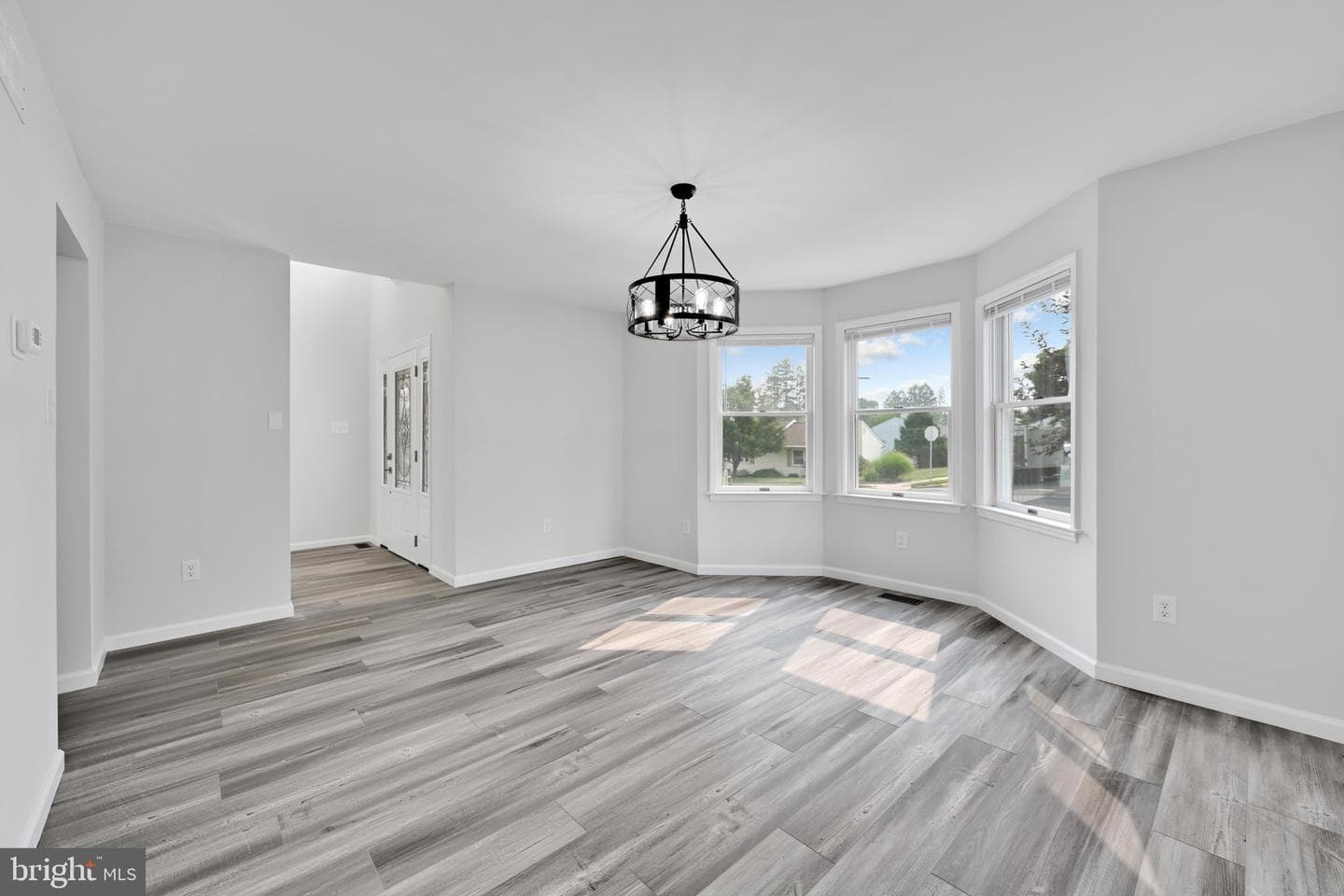 300 Beckley Street photo 17