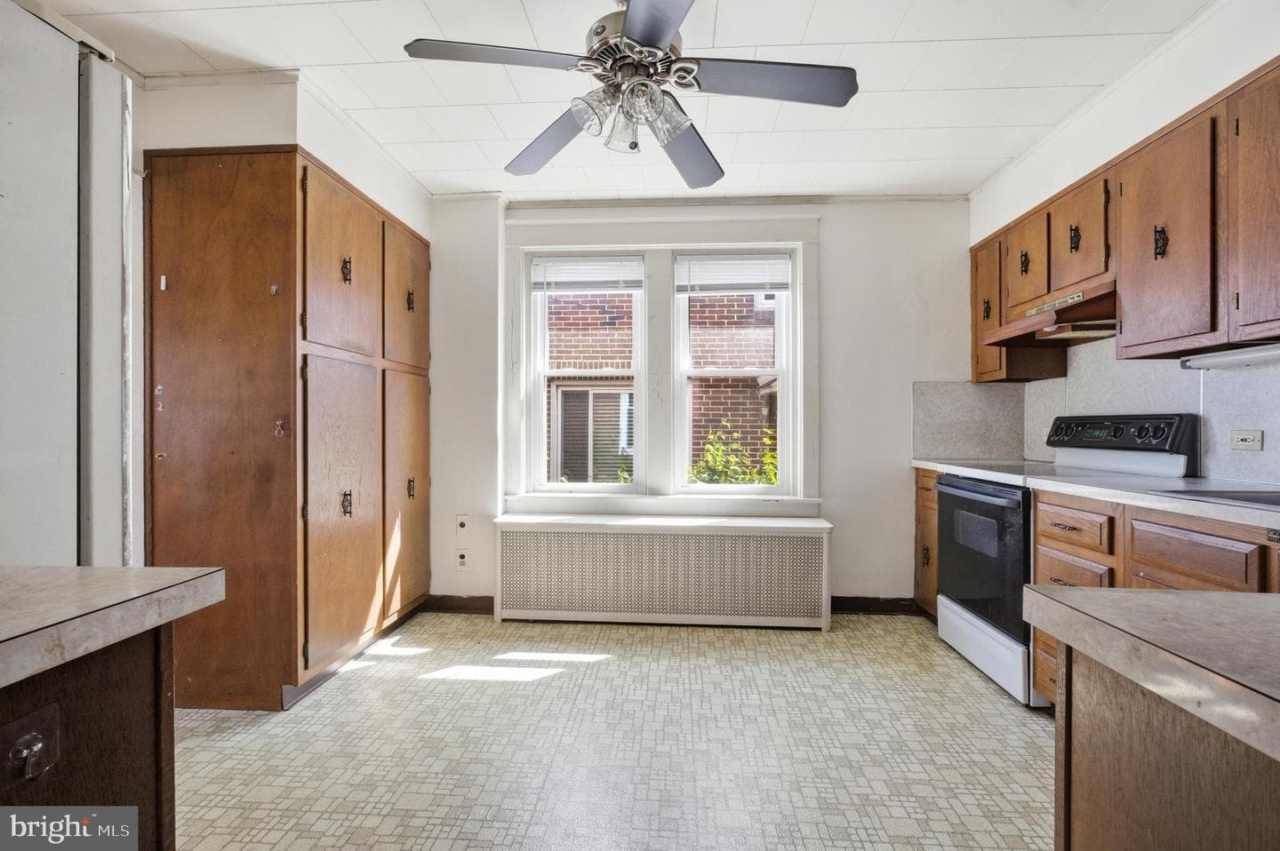 1423 Fayette Avenue photo 4