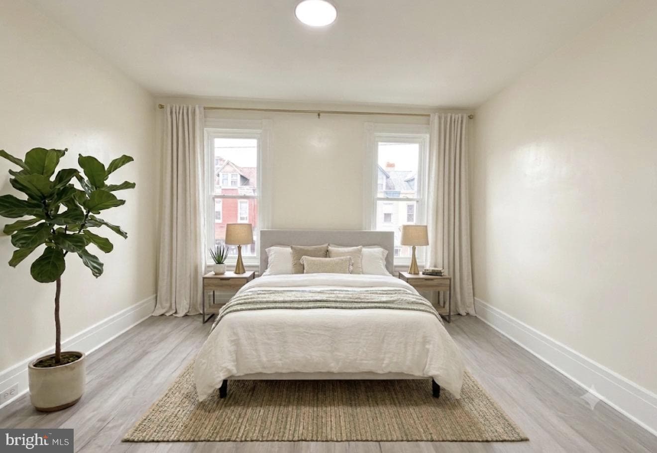 553 Gordon Street photo 17
