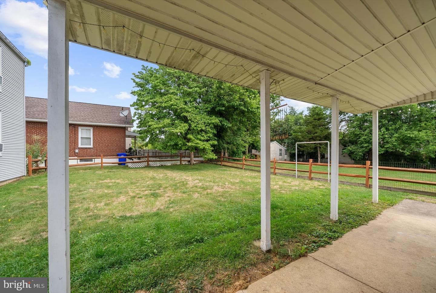 227 Belvedere Avenue photo 23