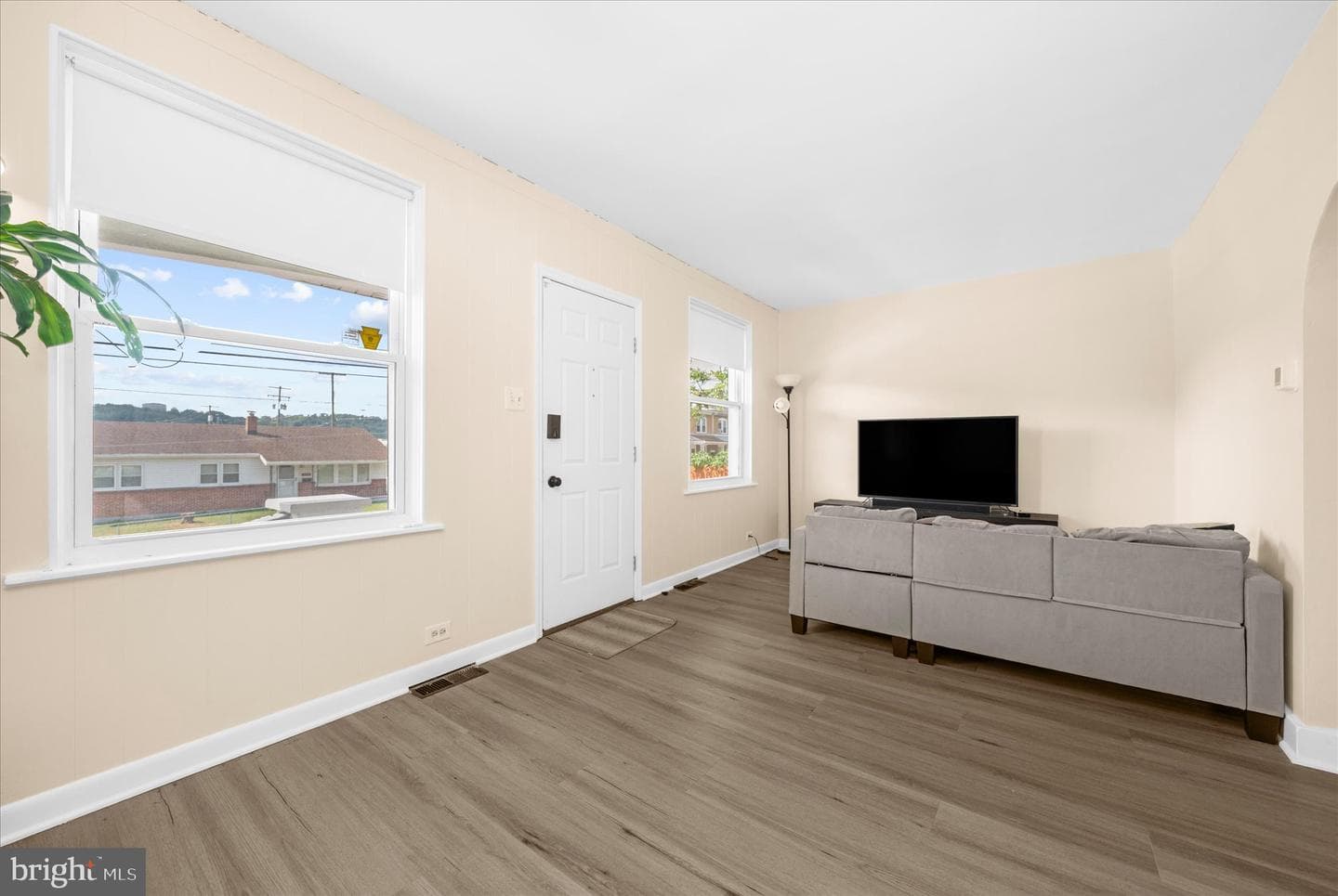 227 Belvedere Avenue photo 3