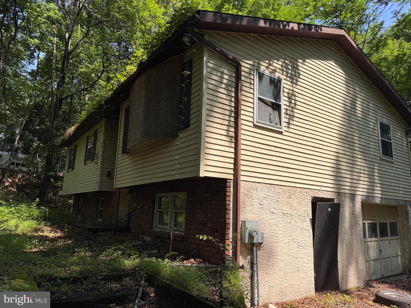 378 Oakbrook Drive photo 3