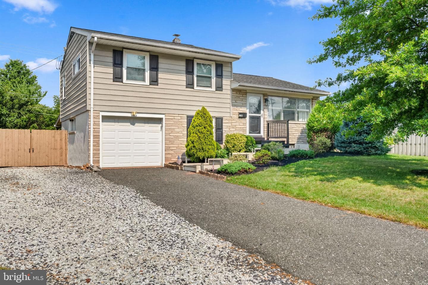 130 Briarwood Drive photo 3