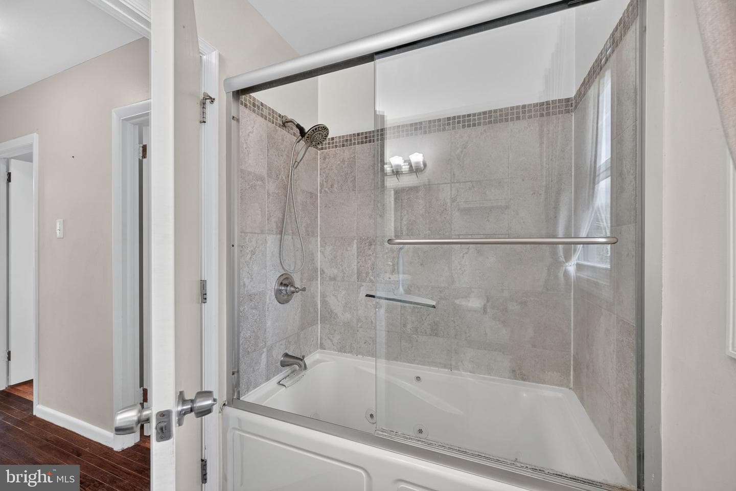 130 Briarwood Drive photo 38