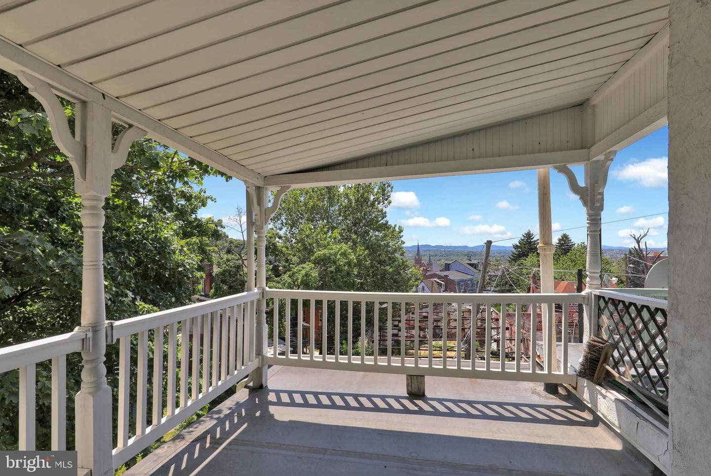 186 Clymer Street photo 20