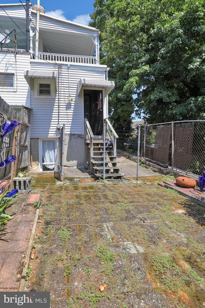 186 Clymer Street photo 31