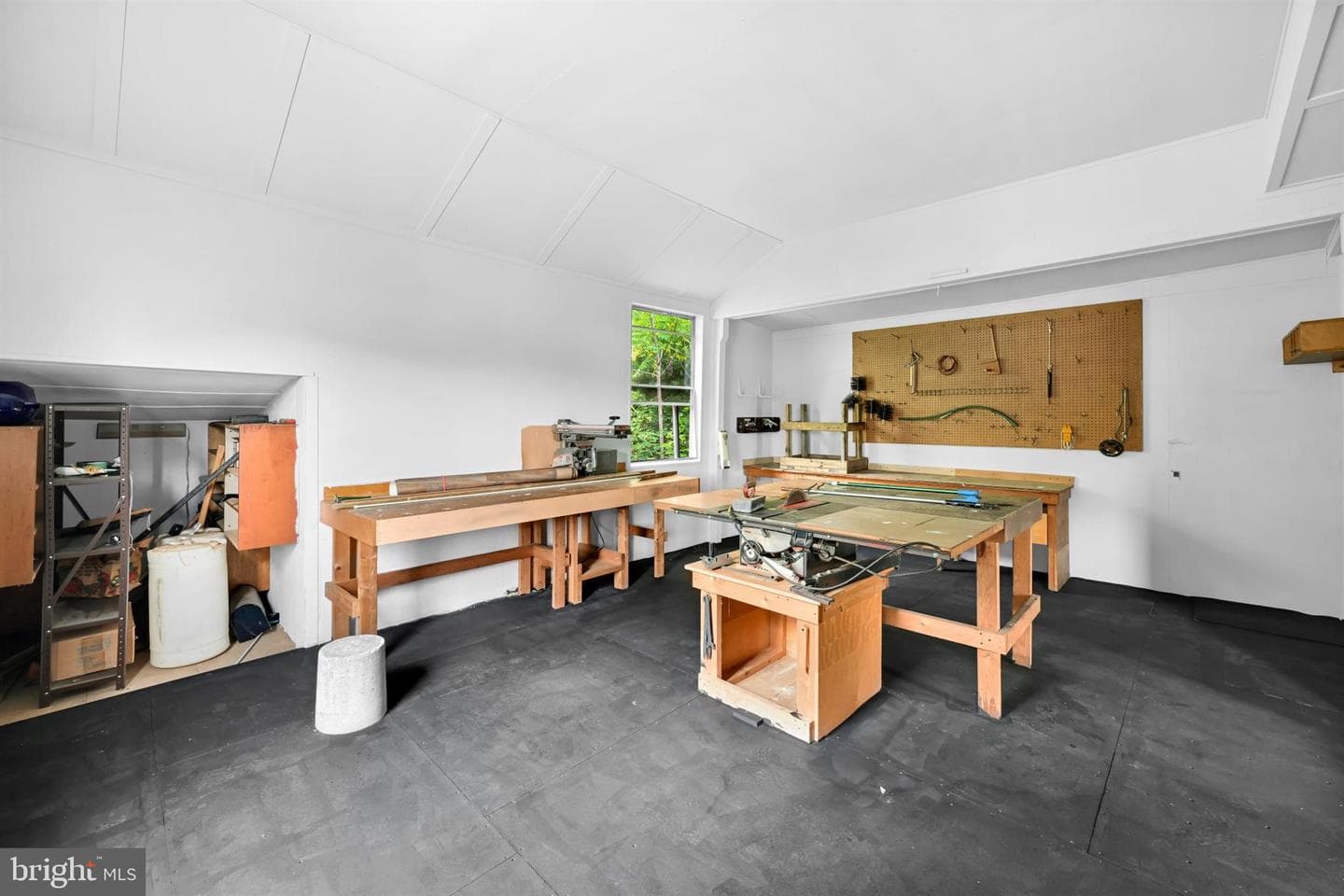 2383 Brownsville Road photo 34