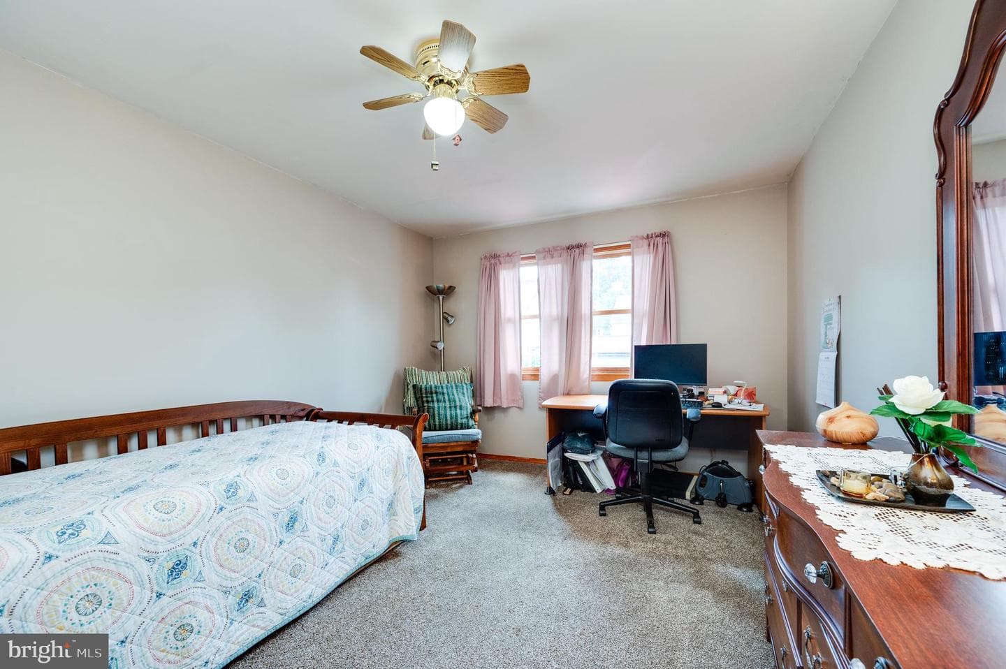 128 Hill Road photo 30