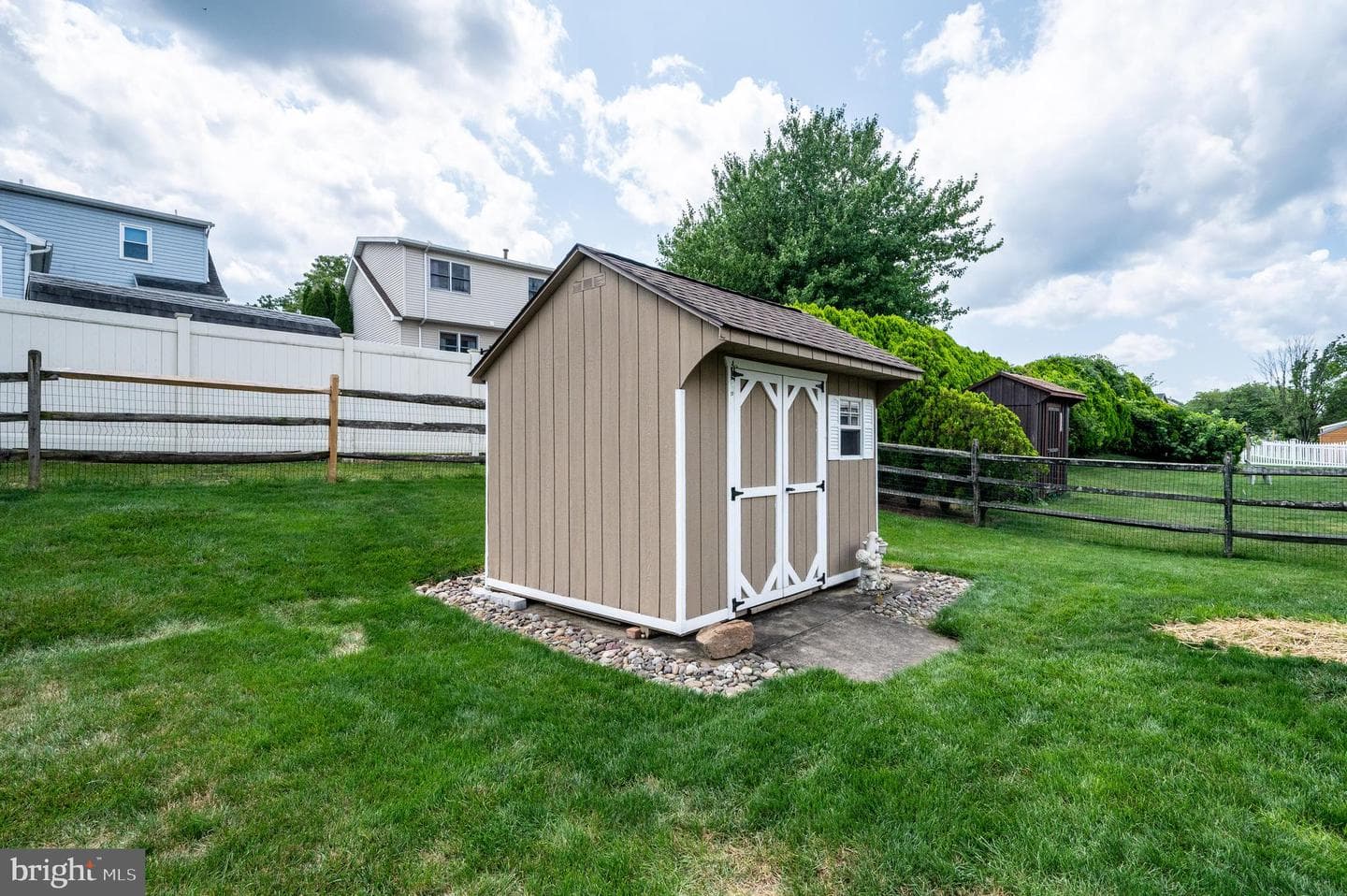 128 Hill Road photo 38
