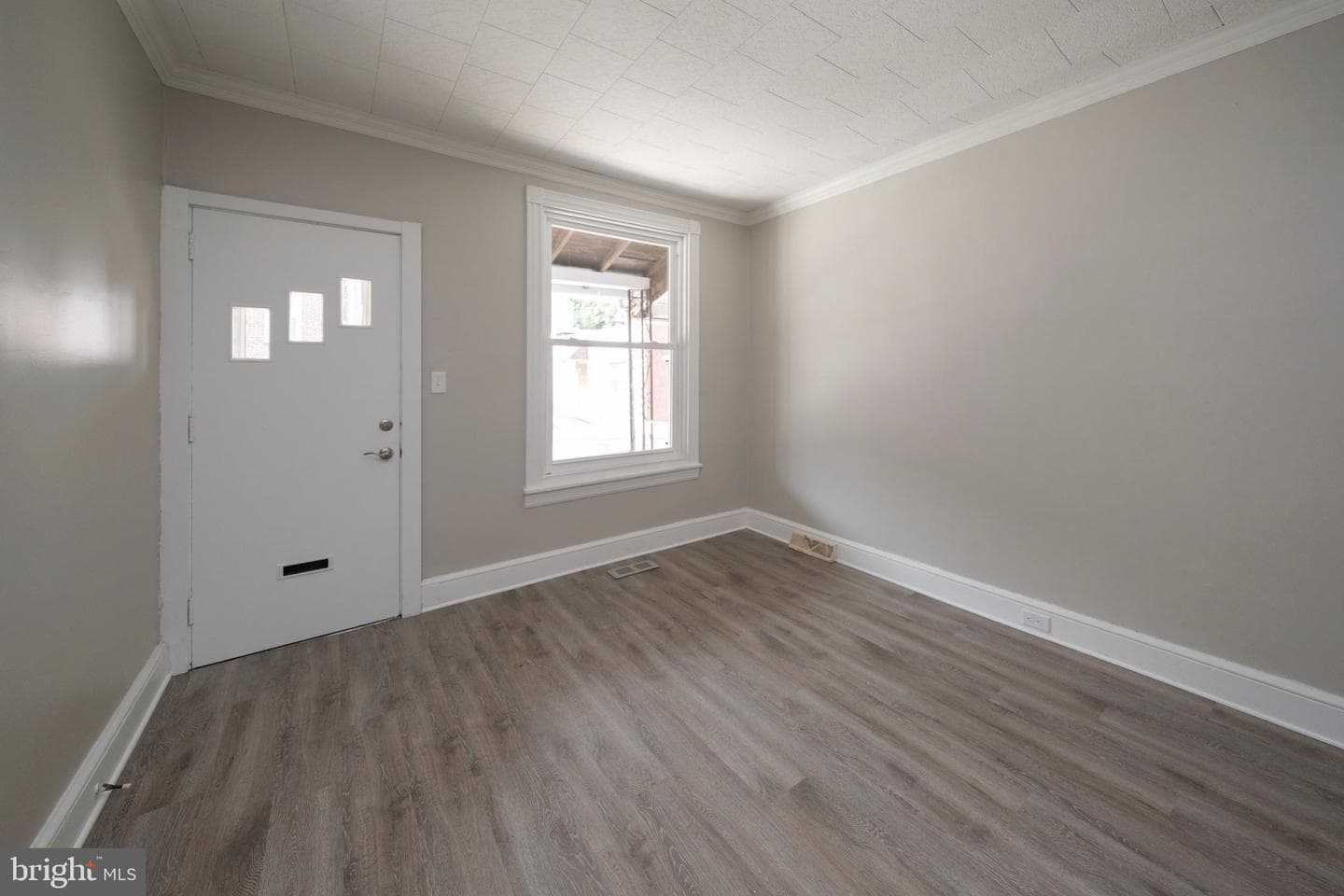 1643 Cotton Street photo 6